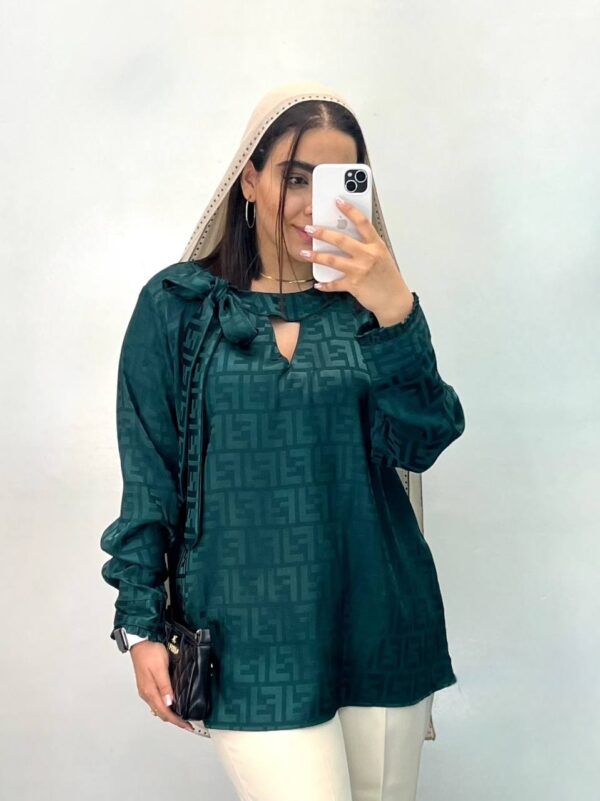 شومیز مدل فندی کد ۱۱۷۳